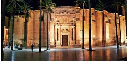 Free tour nocturno por Almería